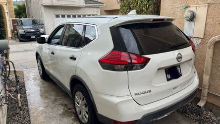 2017 Nissan Rogue - As-is