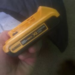 Dewalt Battery