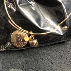 Avon Precious charms bracelet 