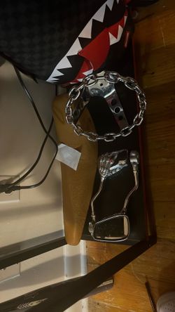 ostrich seat chained steering wheel and mirrors