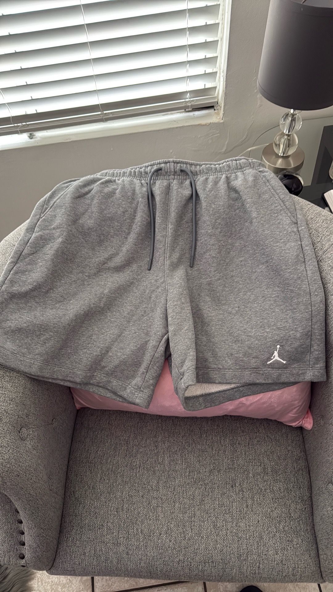 JORDAN SWEAT SHORTS GREY, SIZE XL