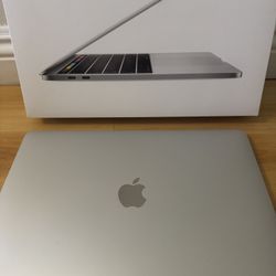 2019 MacBook Pro 13-inch Silver 1TB