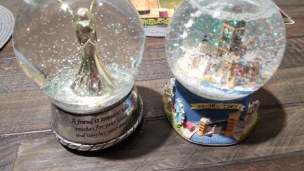 Snow globes