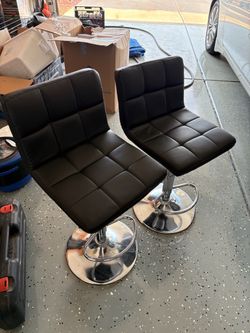 black bar stools