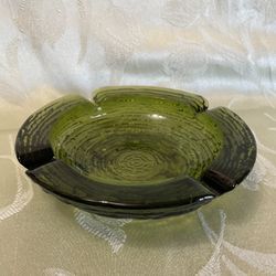 1960’s Anchor Hocking Soreno Avocado Green Bird Nest Ashtray/Trinket Dish