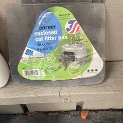 Cat Litter Box Enclosed Plus Sand