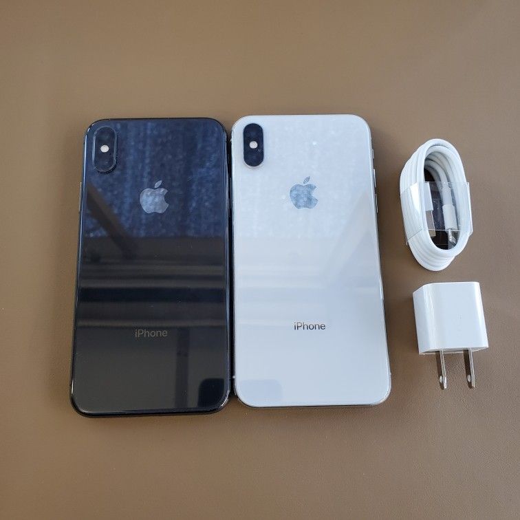 iPhone X 256gb - UNLOCKED - Like New (Color Choices) for Sale in