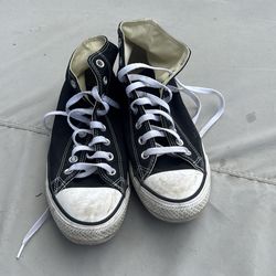 SIZE 8 Black Converse Chuck Taylor