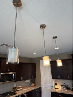 Pendent lights