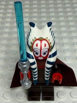 Lego Star Wars Shaak Ti Minifigure with Lightsaber And Cape Togruta Jedi