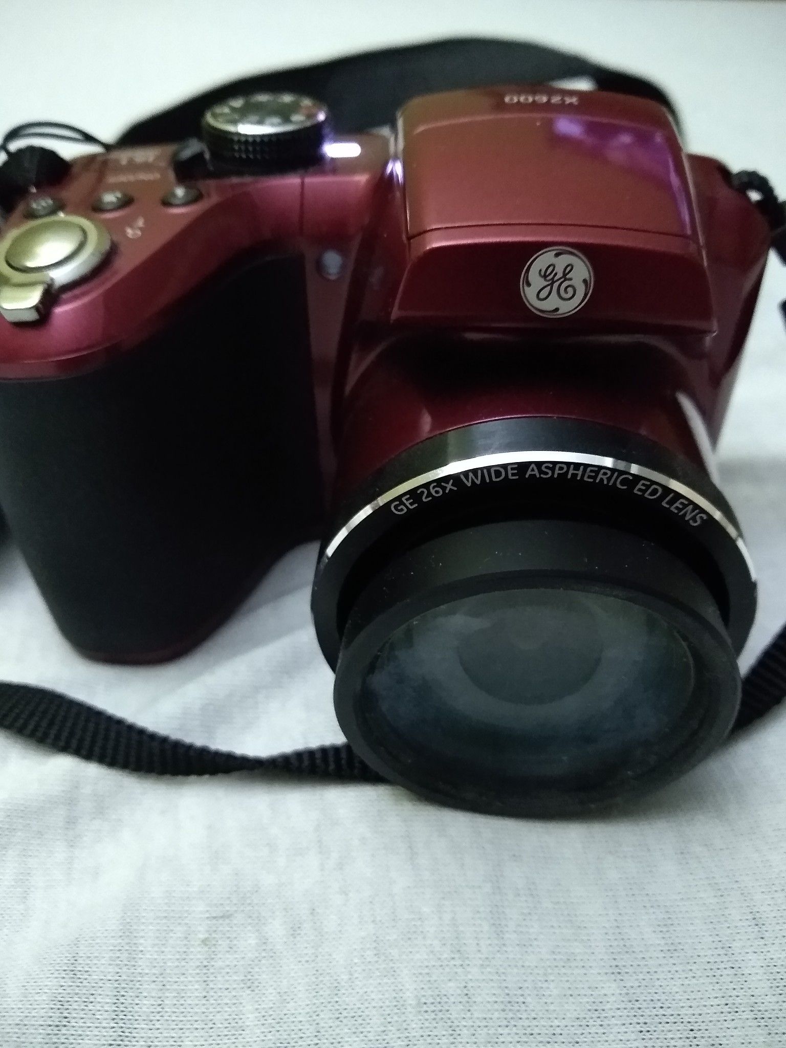 GE X2600 digital camera 26x WIDE ASPHERIC LENS