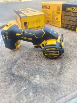 Dewalt dcs438B! 20volt! Xr cut-off tool