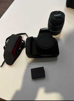 Canon 2000D/ T7 Camera