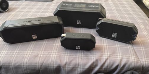 Altec Lansing Wireless Bluetooth Speakers (READ DESCRIPTION)