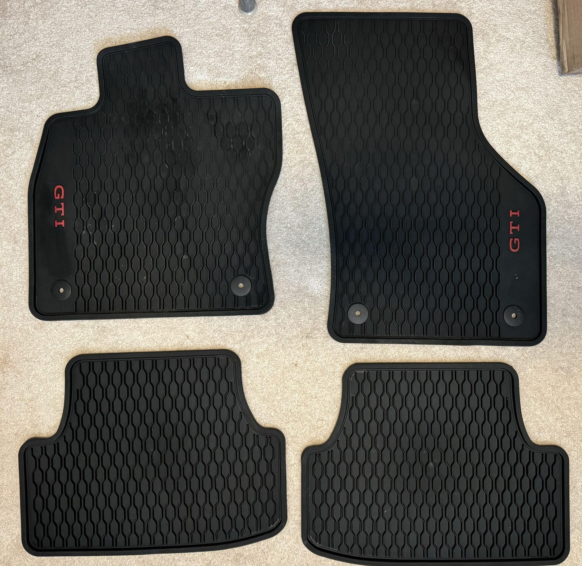 Premium Floor Mats for Volkswagen GTI 