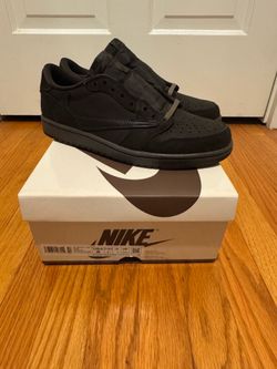 Jordan 1 Low Travis Scott “Velvet Brown” Sz: 8 Men