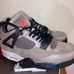 MENS JORDANS