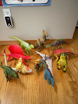 Assorted Dinosaur Toy Figures Lot