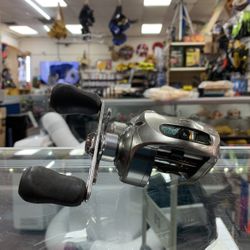 Shimano Fishing Reel 