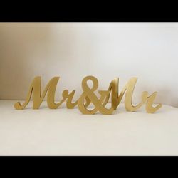 Mr&Mrs Sign