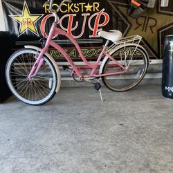 🌸  Electra Townie !! 26” Cruiser Bike  !! Smooth + Clean & Ready To Roll  !!  Great Quality Bike 🌼  HOT PINK 🌸