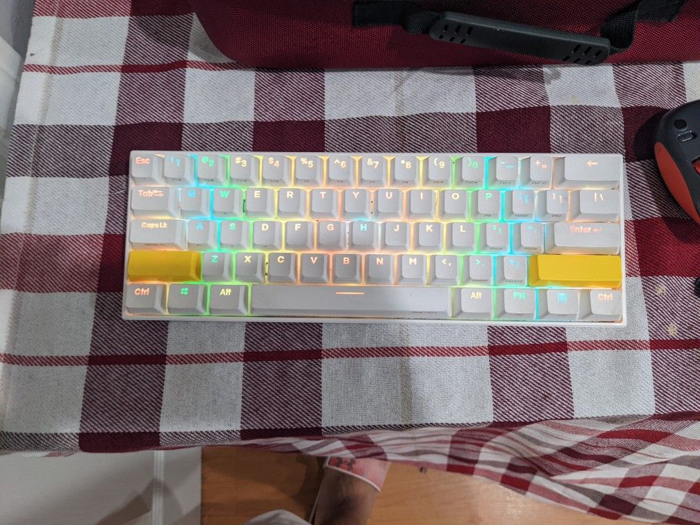 ObinsKit Anne Pro 2 mechanical 60% Bluetooth RGB keyboard + mouse + case