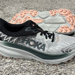 Women’s HOKA ‘Challenger ATR 7’ Gray Sneakers Size US 8.5 - B