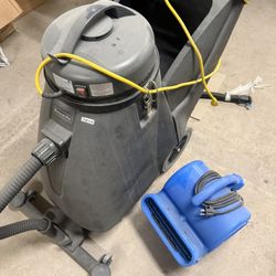 Wet Dry Vac and Floor Fan