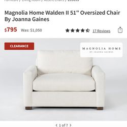 Magnolia Oversized Chair 