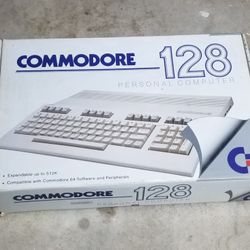 Rare Commodore 128 Vintage Gaming System Box Only in EUC Very Good Cheap!