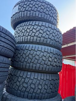 ‼️🚨vendo set de llantas Lt 33x12.50 20 ARISUN tires
