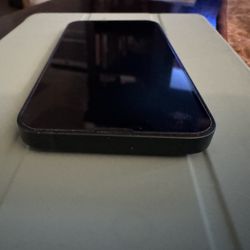 iPhone 13, 256gb and Good Battery Life 