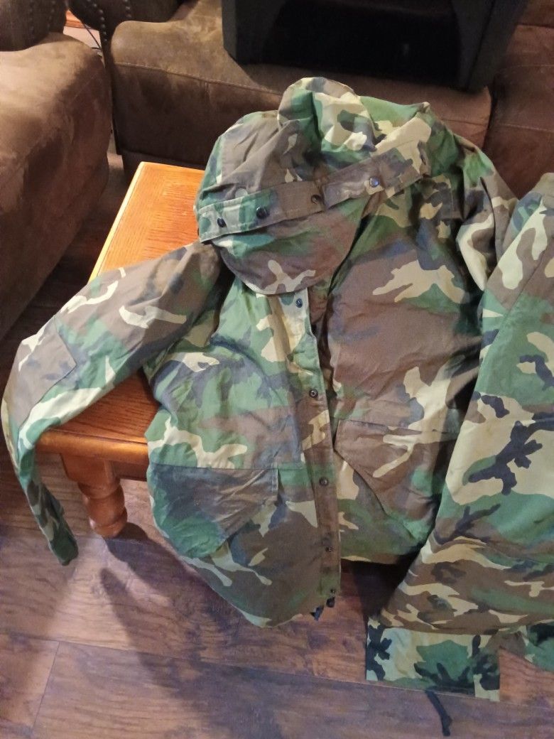 Cold Weather Set Parka And Trousers