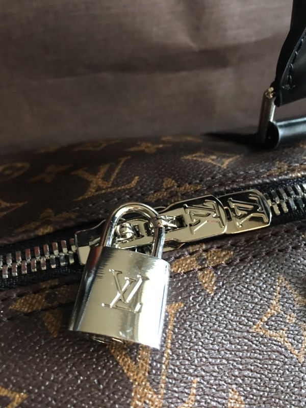 Louis Vuitton Keepall Bandoulière 55 Monogram Macassar for Sale in Peck  Slip, NY - OfferUp