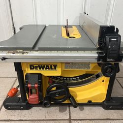Dewalt table saw, Good condition, Work perfectly 