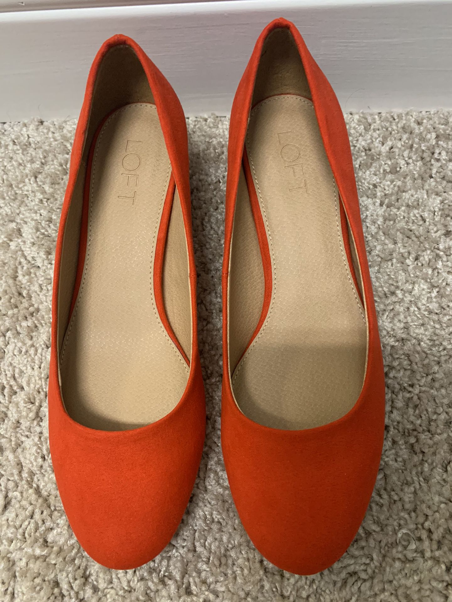 Loft shoes, new, bright red, size 7,mid heel.