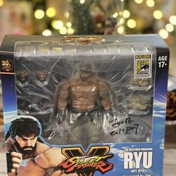 SDCC 2017 Exclusive Storm Collectibles Street Fighter V Hot Ryu w/Autograph