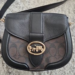 Coach Georgie Saddle Bag In Signature Canvas-Brown Black
