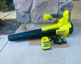 RYOBI ONE+ 18V 100 MPH 350 CFM Variable-Speed Leaf Blower + 2AH High-Output Battery & Charger