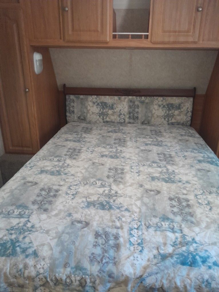 2006 Forest River Grand Surveyor
