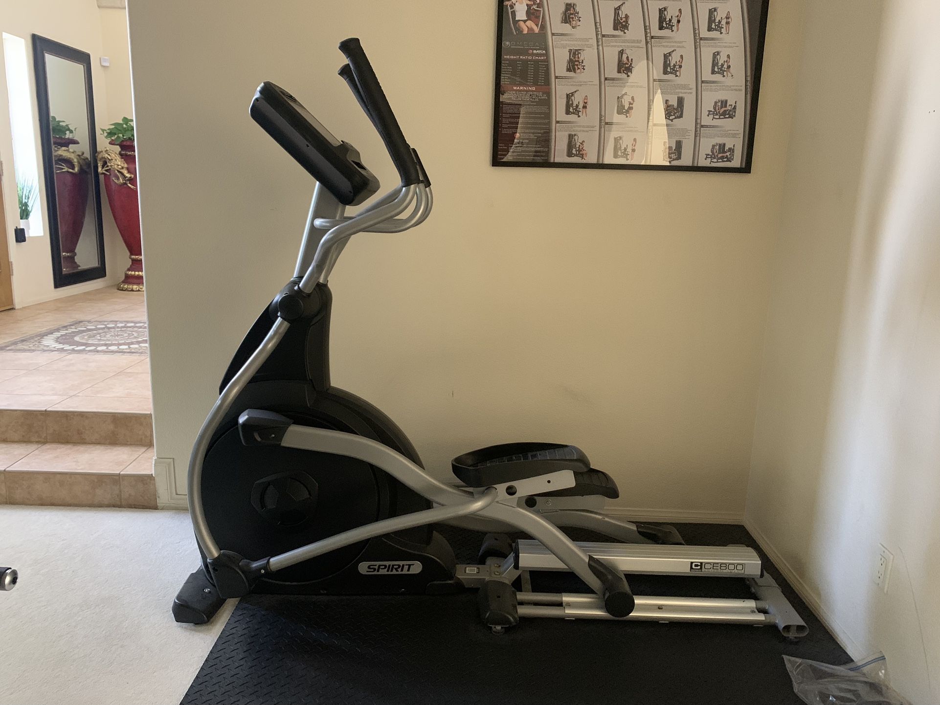 SPIRIT CE800 Entertainment Commercial Elliptical Trainer