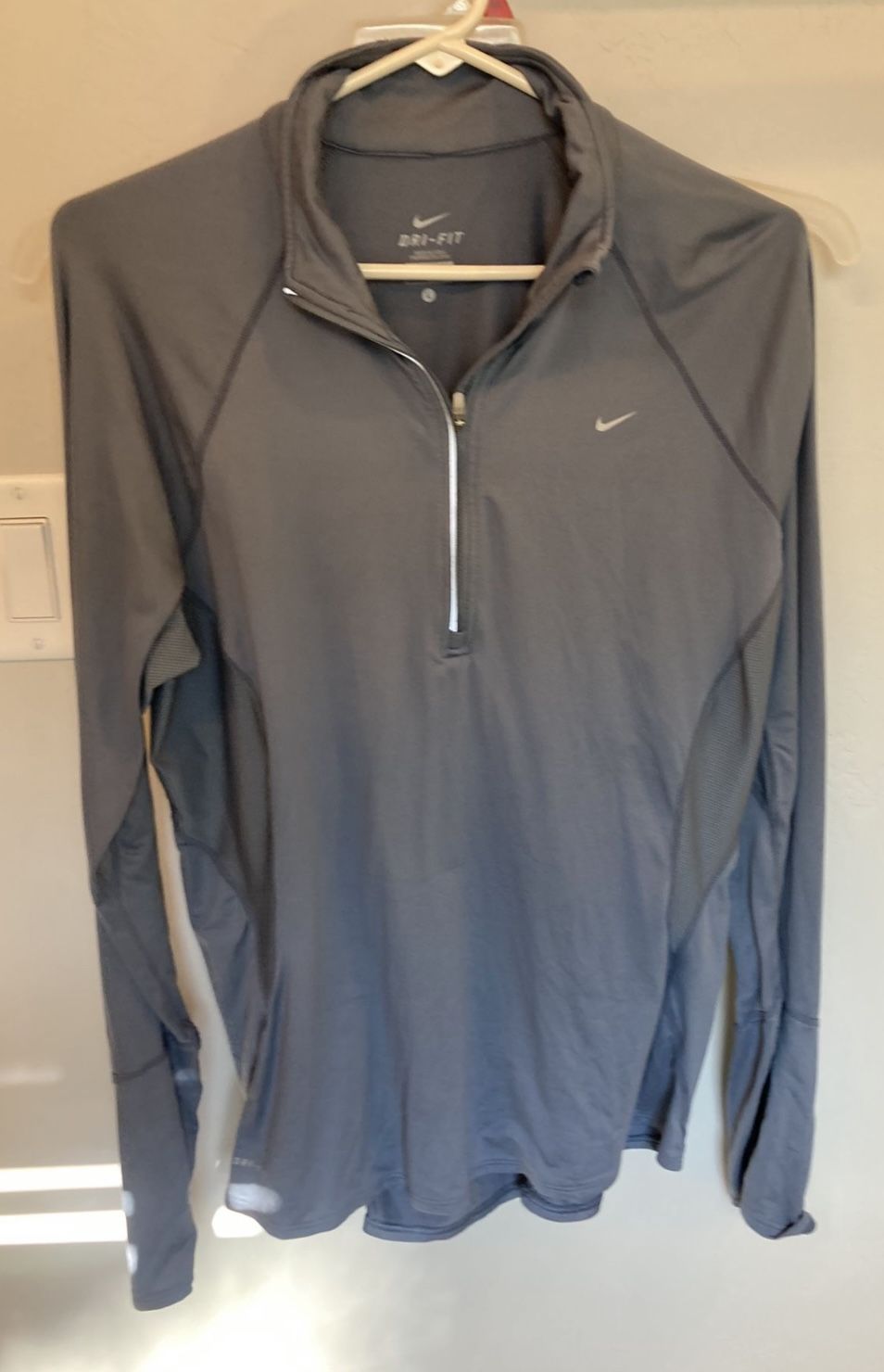 Nike Dry Fit Pullover
