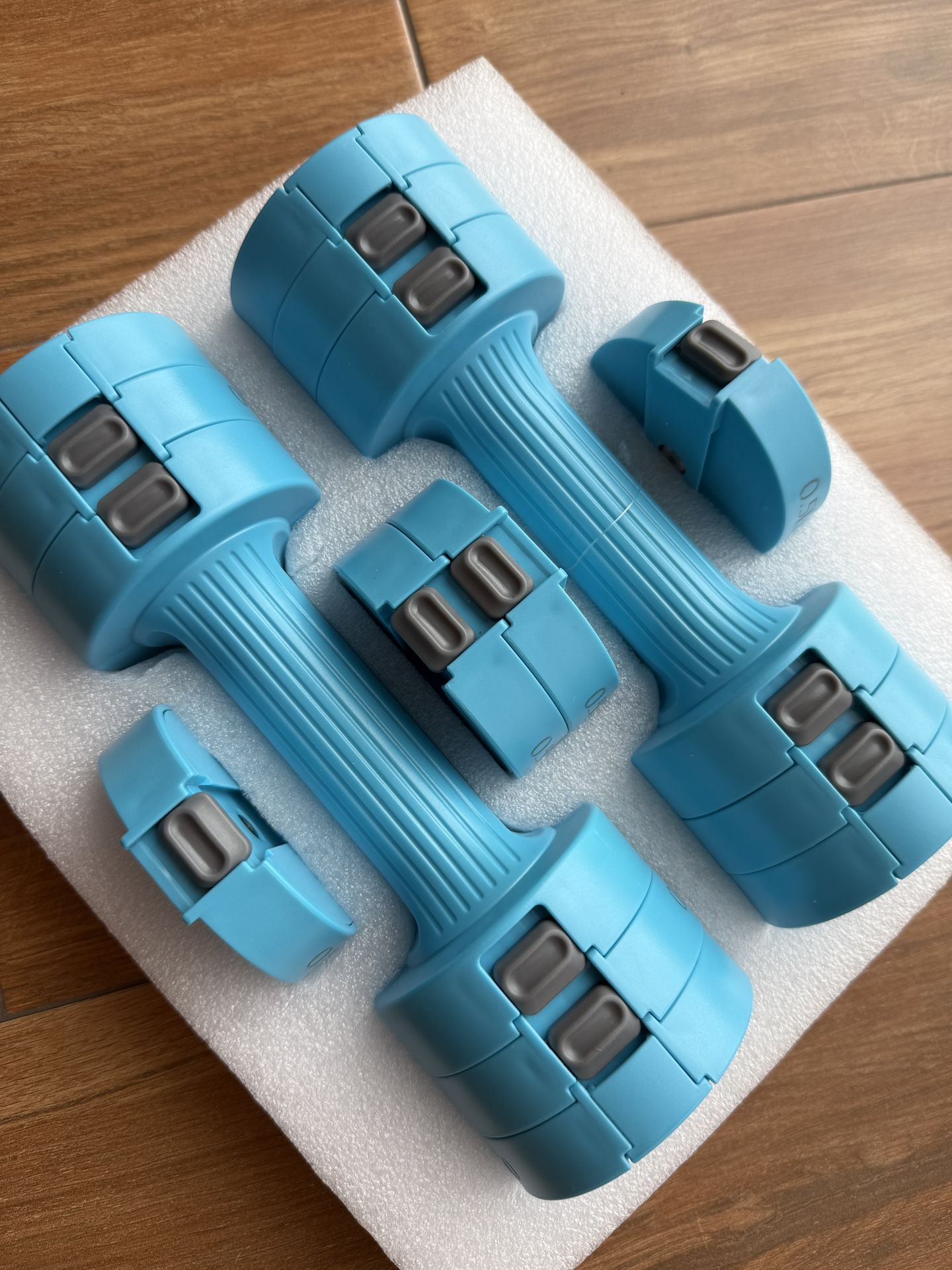 Adjustable Dumbbells 5 lb Dumbbells Set of 2 / Pair 10 lb Total Free Weights 6 in 1 Women Hand Weights for Home,Office,Gym Exercise Training 2lb 3lb 4