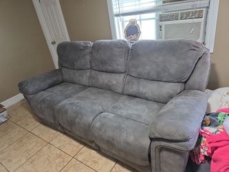 Free recliner couch