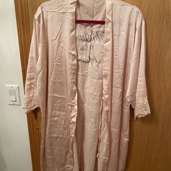 Nwt! Lauren Lash XXL/ XXXL light pink mother of the groom satin robe