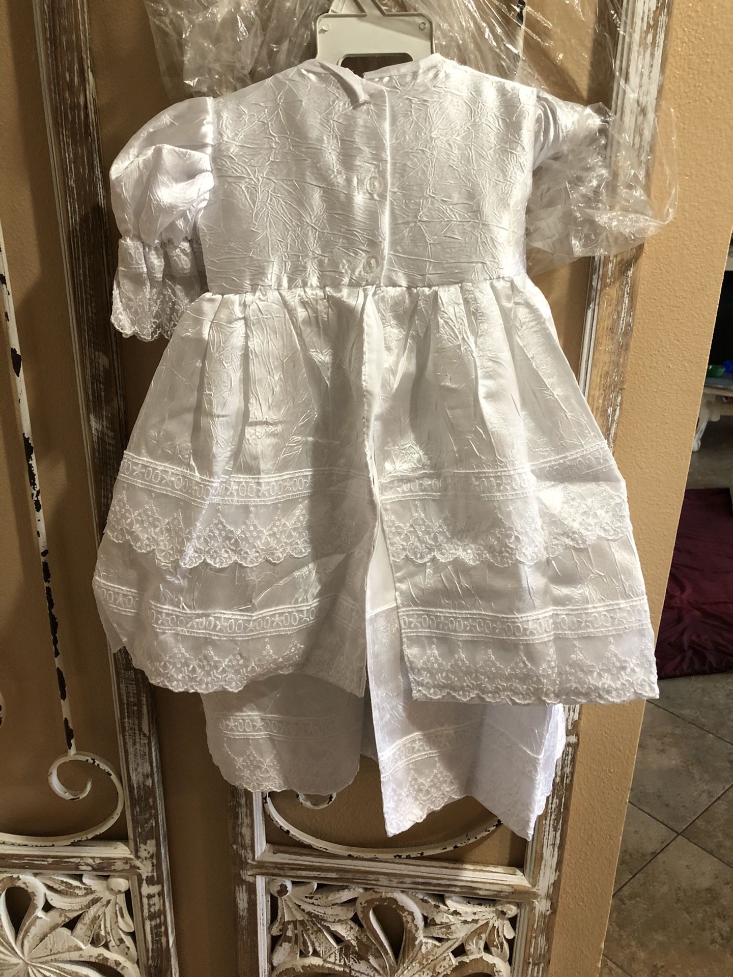 Conjunto Vestido y capota de Bautizo Colección Nuez | Primer Bebé Vestido de bautizo