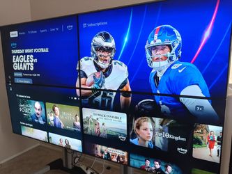 Video Wall Bundle with (4) SAMSUNG TVs with rolling stand & screen split controller, 111 inches total diagonal length

Condition is used for a few eve