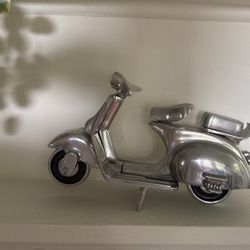 Vespa Scooter Miniature