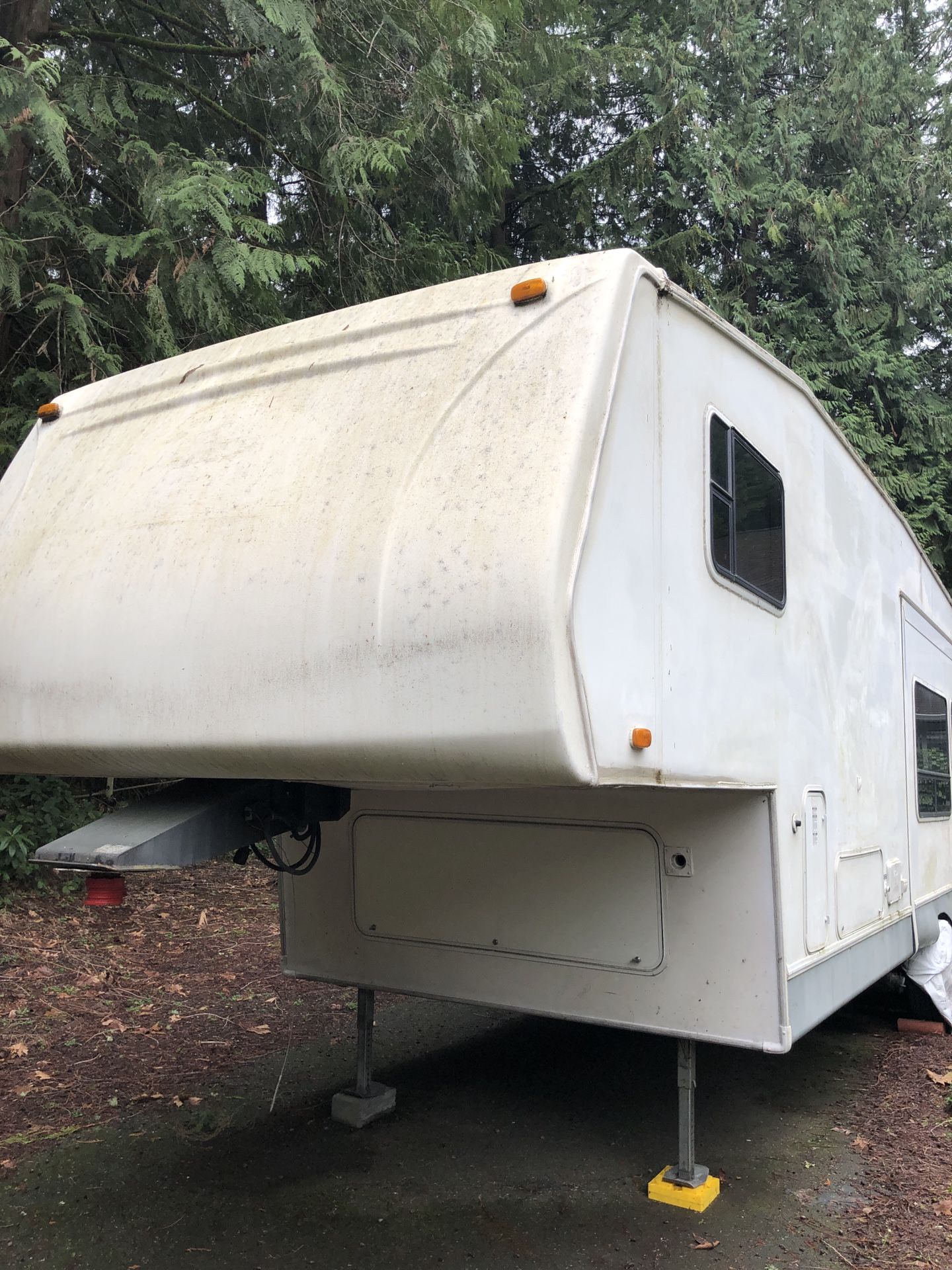 2004 Thur 2790Fifth Wheel For Sale