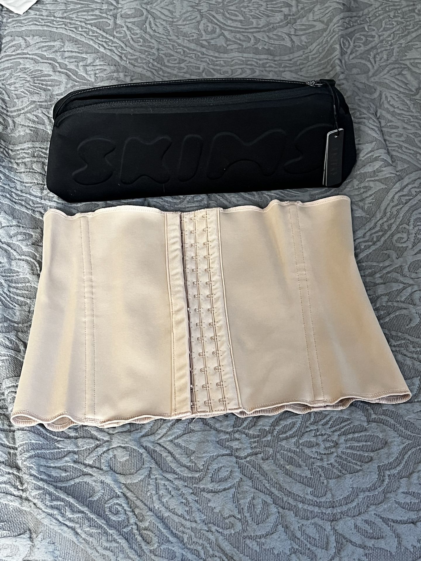 Skims Corset